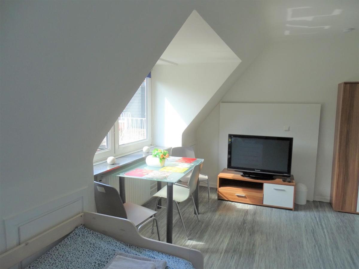 The Old Doctors Office Hostel Hamburg-Harburg Buitenkant foto