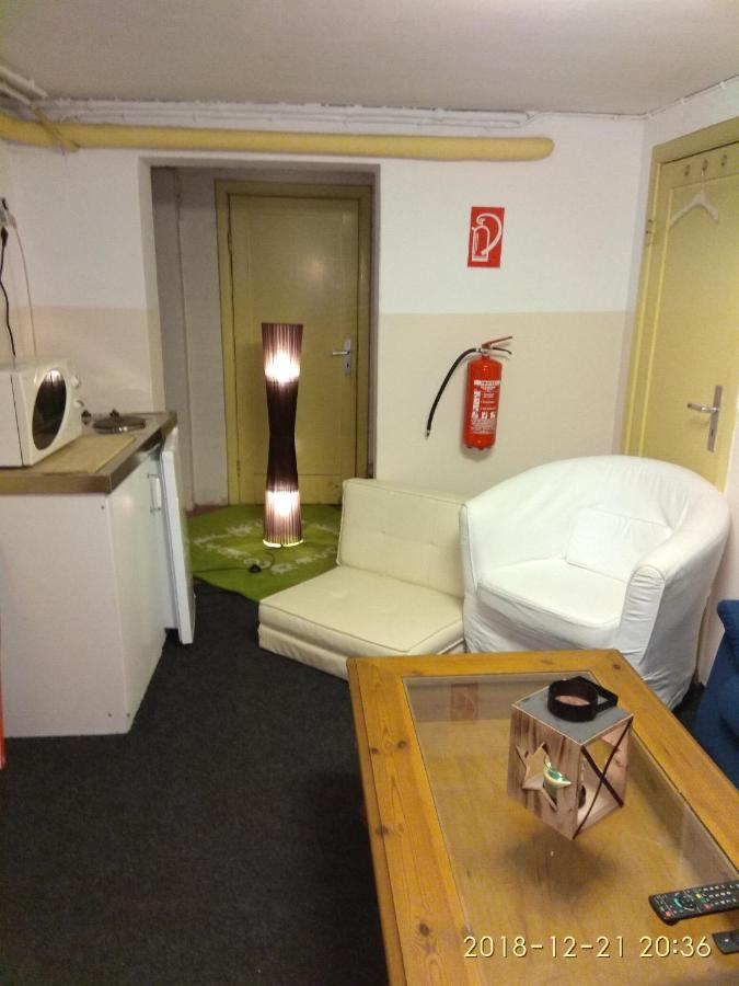The Old Doctors Office Hostel Hamburg-Harburg Buitenkant foto